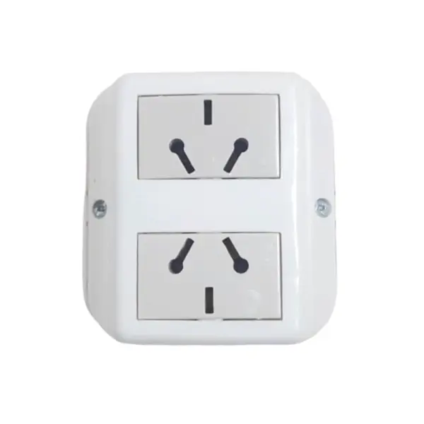 Tomacorriente Doble Exterior C/Tierra 10A CIOCCA