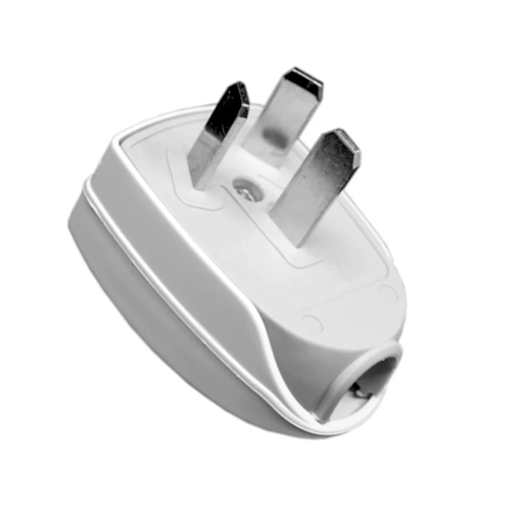 Ficha Toma Macho 220V 10A C/Tierra